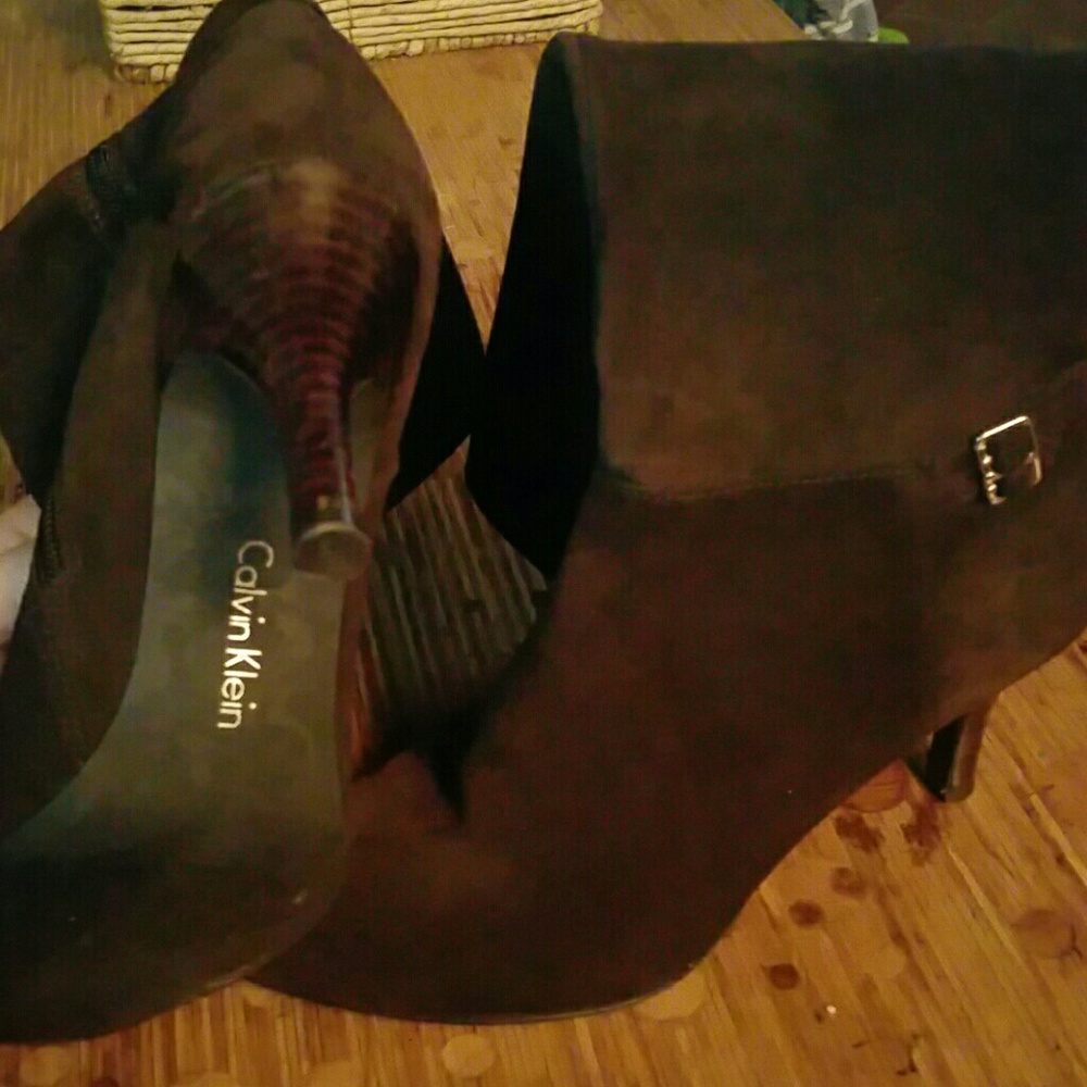 Brown suede Calvin Klein boots